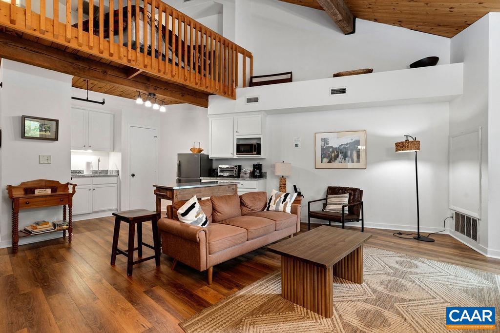 164 MOUNTAIN INN CONDOS, ROSELAND, Virginia 22967, 1 Bedroom Bedrooms, ,1 BathroomBathrooms,Residential,For sale,164 MOUNTAIN INN CONDOS,667136 MLS # 667136