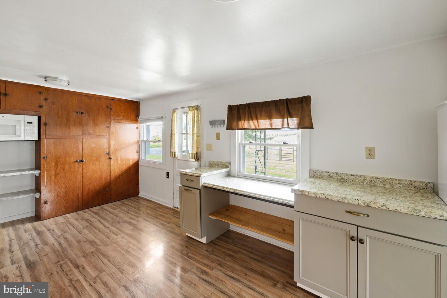 1275 GEORGETOWN RD, MOUNT JACKSON, Virginia 22842, 3 Bedrooms Bedrooms, 8 Rooms Rooms,1 BathroomBathrooms,Residential,For sale,1275 GEORGETOWN RD,VASH2012108 MLS # VASH2012108