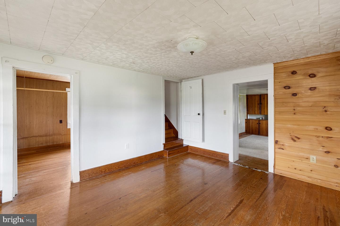 1275 GEORGETOWN RD, MOUNT JACKSON, Virginia 22842, 3 Bedrooms Bedrooms, 8 Rooms Rooms,1 BathroomBathrooms,Residential,For sale,1275 GEORGETOWN RD,VASH2012108 MLS # VASH2012108
