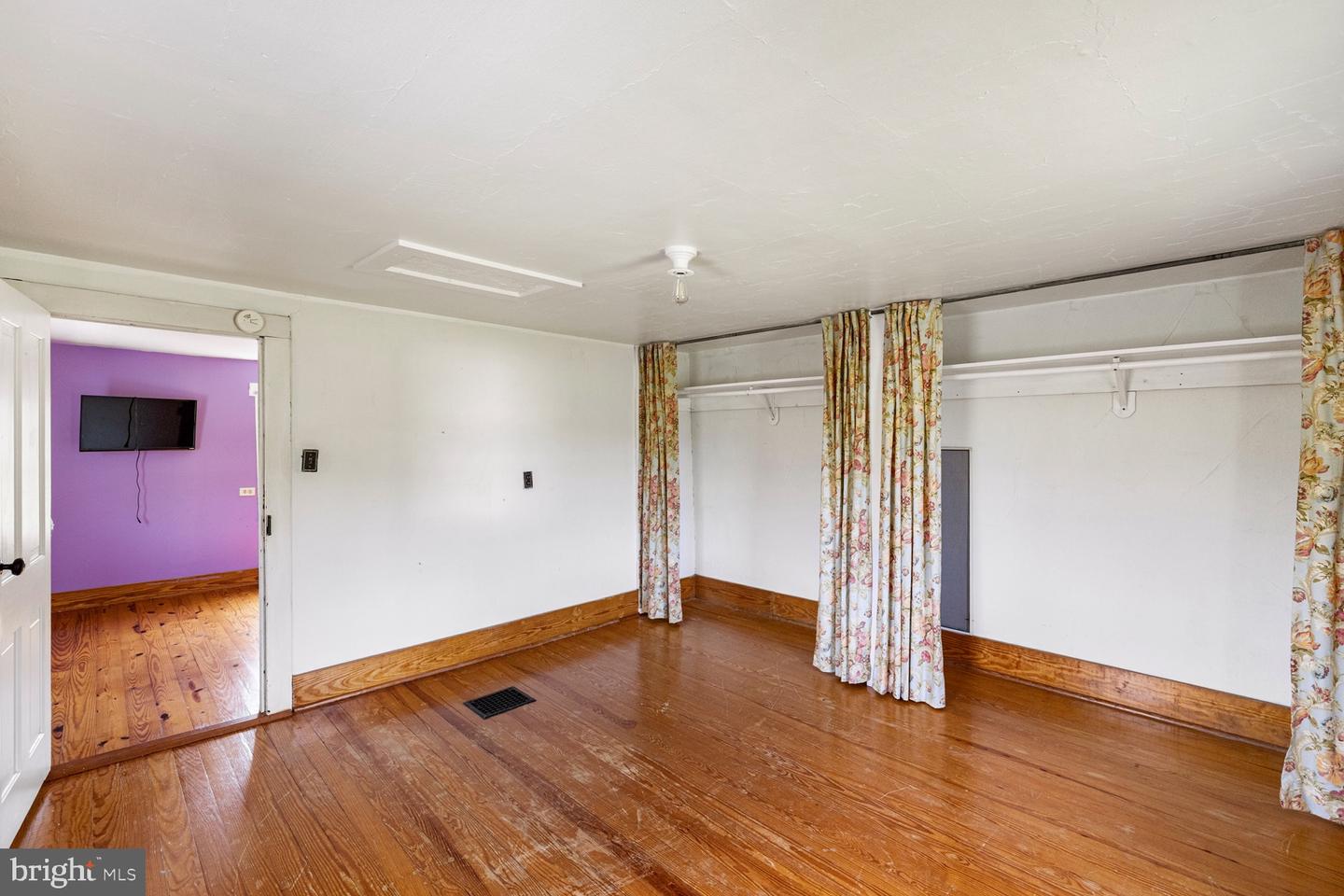 1275 GEORGETOWN RD, MOUNT JACKSON, Virginia 22842, 3 Bedrooms Bedrooms, 8 Rooms Rooms,1 BathroomBathrooms,Residential,For sale,1275 GEORGETOWN RD,VASH2012108 MLS # VASH2012108