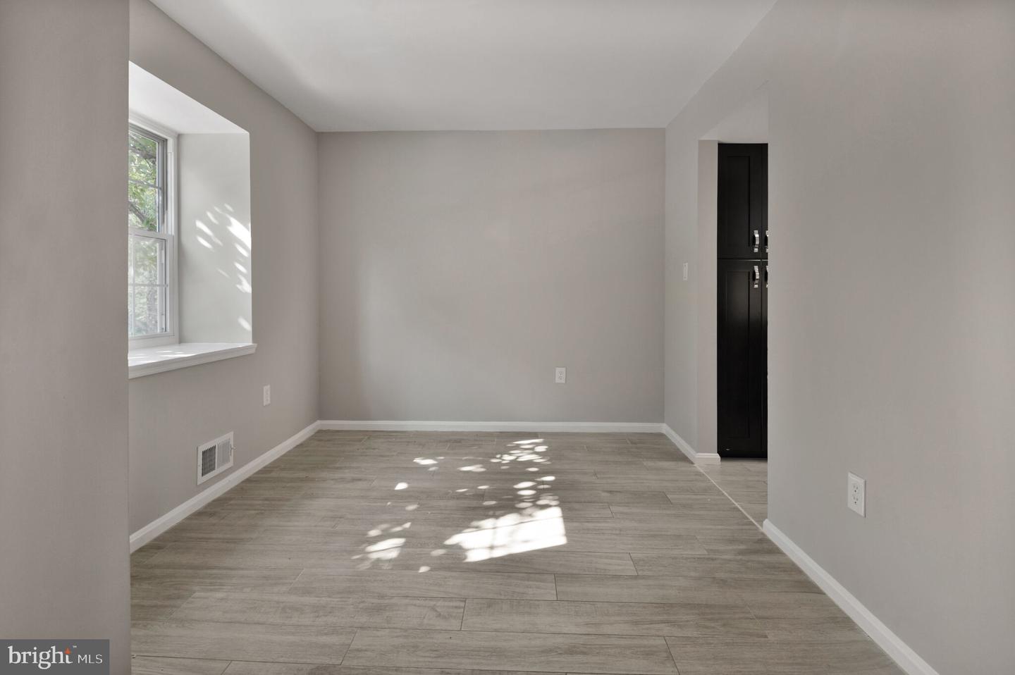 2792 TREVINO LN, FALLS CHURCH, Virginia 22043, 3 Bedrooms Bedrooms, 6 Rooms Rooms,2 BathroomsBathrooms,Residential,For sale,2792 TREVINO LN,VAFX2258016 MLS # VAFX2258016