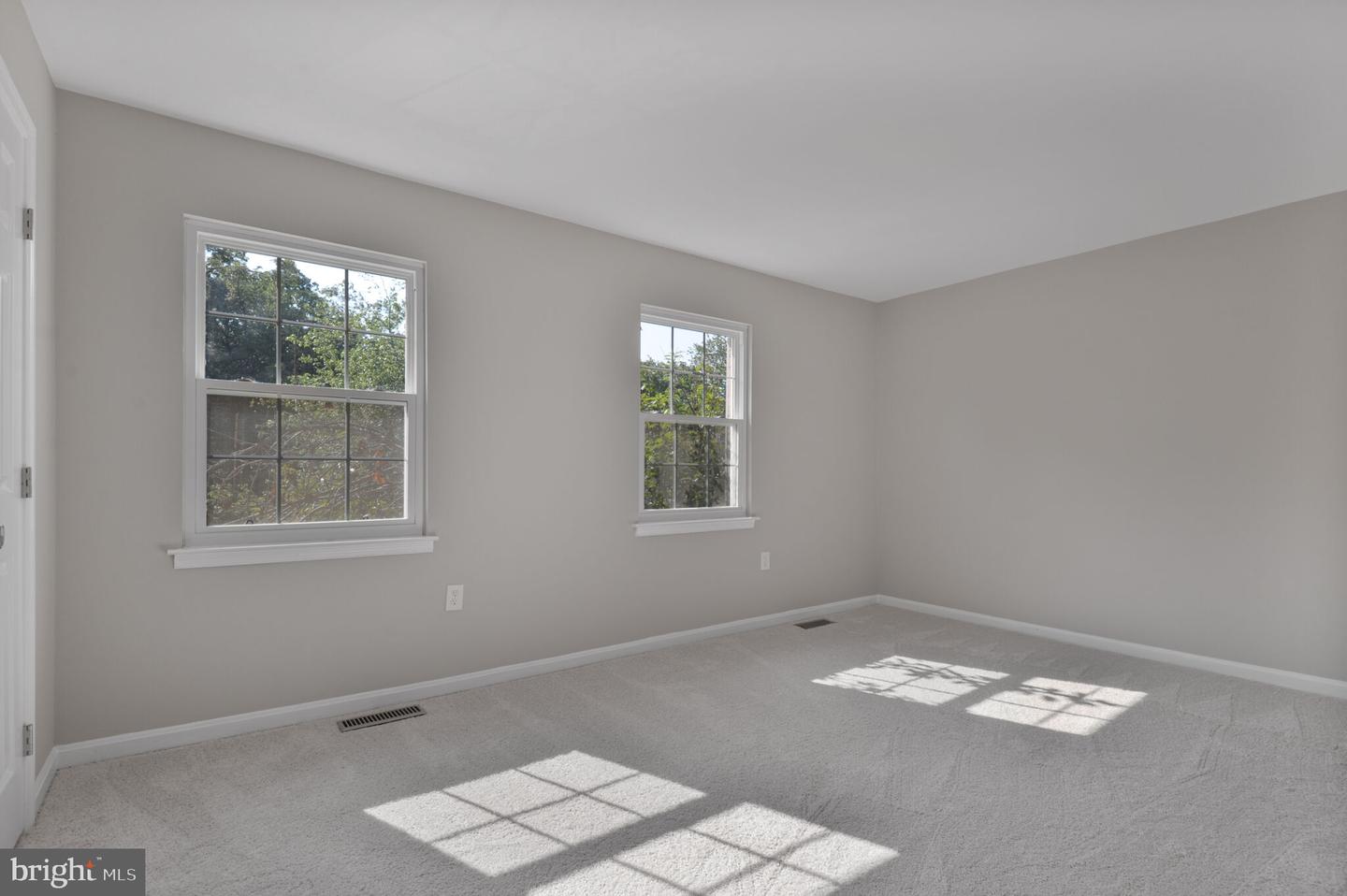 2792 TREVINO LN, FALLS CHURCH, Virginia 22043, 3 Bedrooms Bedrooms, 6 Rooms Rooms,2 BathroomsBathrooms,Residential,For sale,2792 TREVINO LN,VAFX2258016 MLS # VAFX2258016