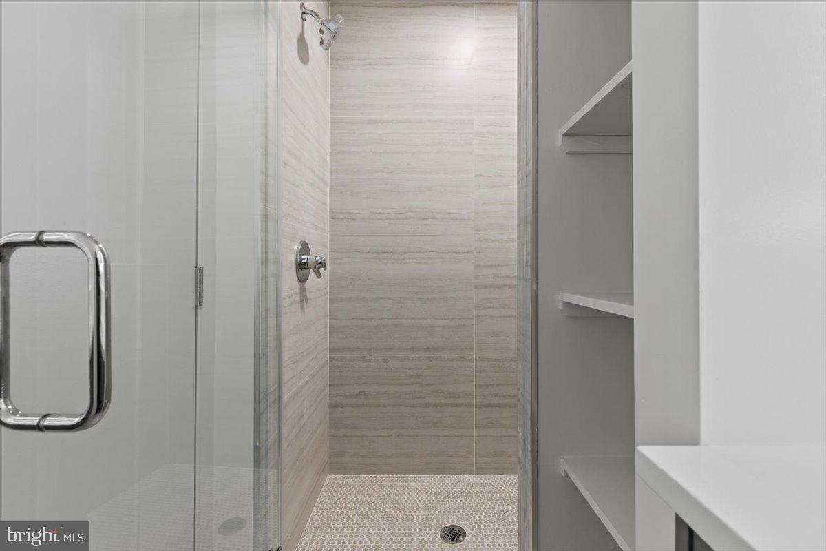 641 QUEBEC PL NW #2, WASHINGTON, District Of Columbia 20010, 3 Bedrooms Bedrooms, ,3 BathroomsBathrooms,Residential,For sale,641 QUEBEC PL NW #2,DCDC2212618 MLS # DCDC2212618