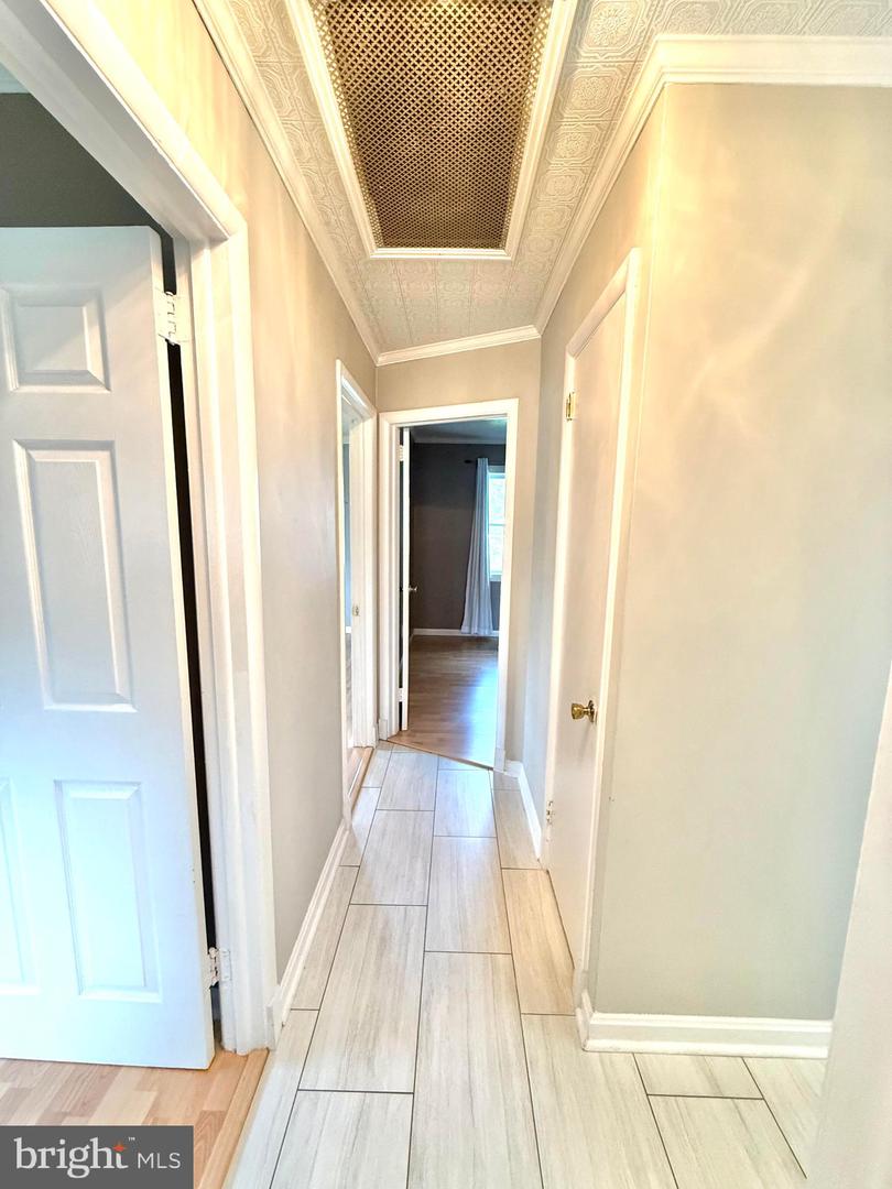 5413 IVES PL, SPRINGFIELD, Virginia 22151, 3 Bedrooms Bedrooms, ,1 BathroomBathrooms,Residential,For sale,5413 IVES PL,VAFX2257976 MLS # VAFX2257976