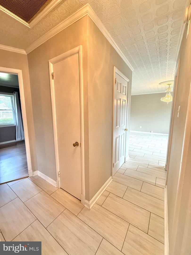 5413 IVES PL, SPRINGFIELD, Virginia 22151, 3 Bedrooms Bedrooms, ,1 BathroomBathrooms,Residential,For sale,5413 IVES PL,VAFX2257976 MLS # VAFX2257976