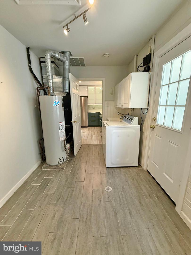 5413 IVES PL, SPRINGFIELD, Virginia 22151, 3 Bedrooms Bedrooms, ,1 BathroomBathrooms,Residential,For sale,5413 IVES PL,VAFX2257976 MLS # VAFX2257976