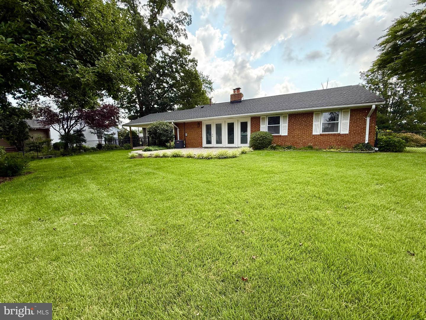 5413 IVES PL, SPRINGFIELD, Virginia 22151, 3 Bedrooms Bedrooms, ,1 BathroomBathrooms,Residential,For sale,5413 IVES PL,VAFX2257976 MLS # VAFX2257976