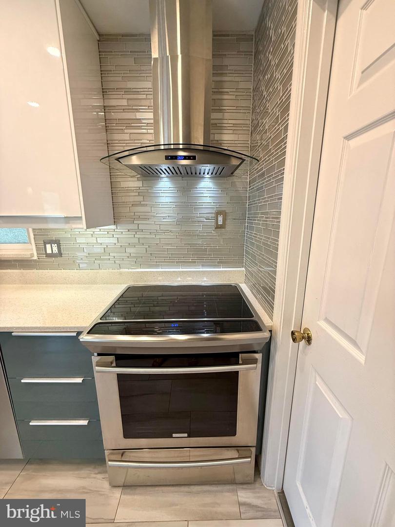 5413 IVES PL, SPRINGFIELD, Virginia 22151, 3 Bedrooms Bedrooms, ,1 BathroomBathrooms,Residential,For sale,5413 IVES PL,VAFX2257976 MLS # VAFX2257976