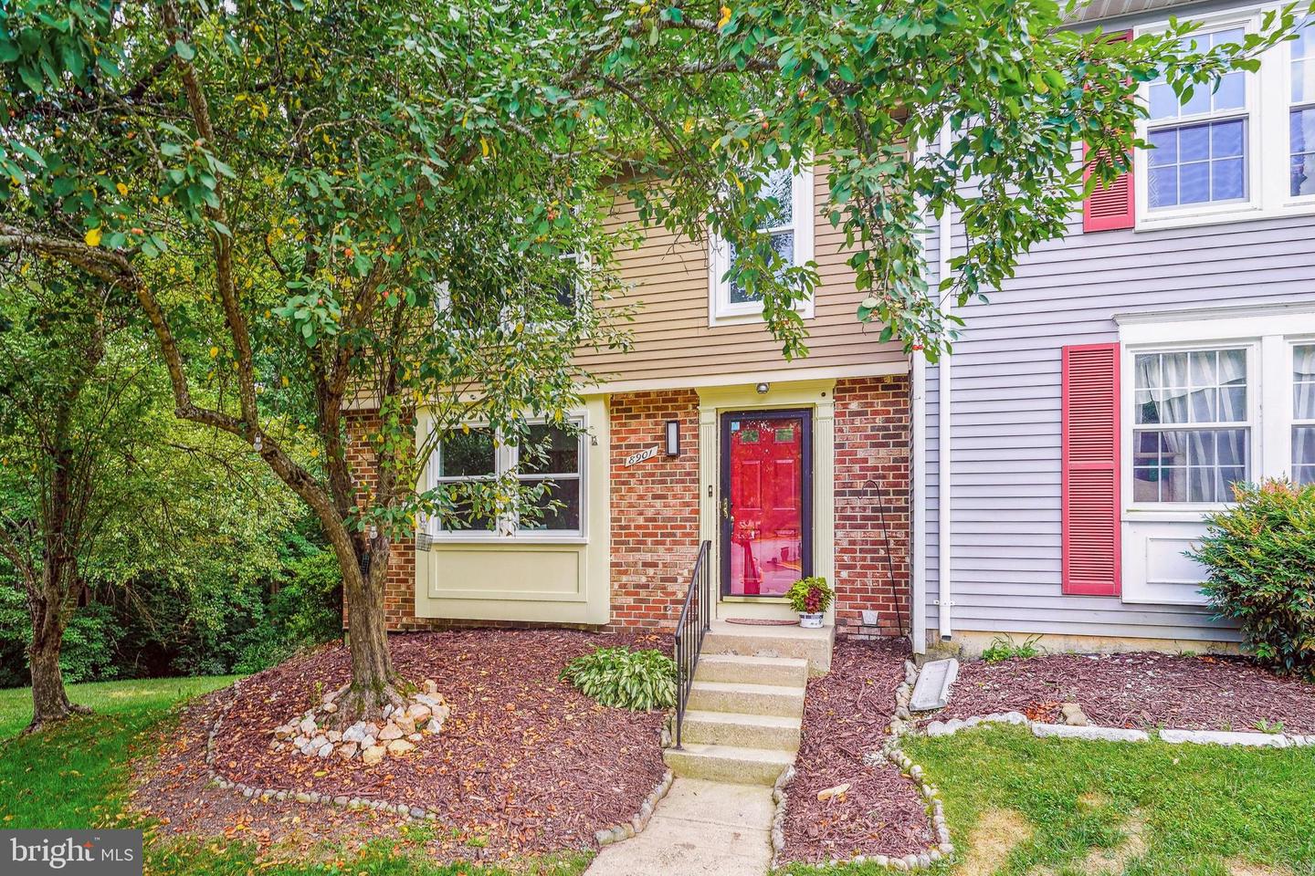 8901 GUTMAN CT, SPRINGFIELD, Virginia 22153, 4 Bedrooms Bedrooms, ,2 BathroomsBathrooms,Residential,For sale,8901 GUTMAN CT,VAFX2258022 MLS # VAFX2258022