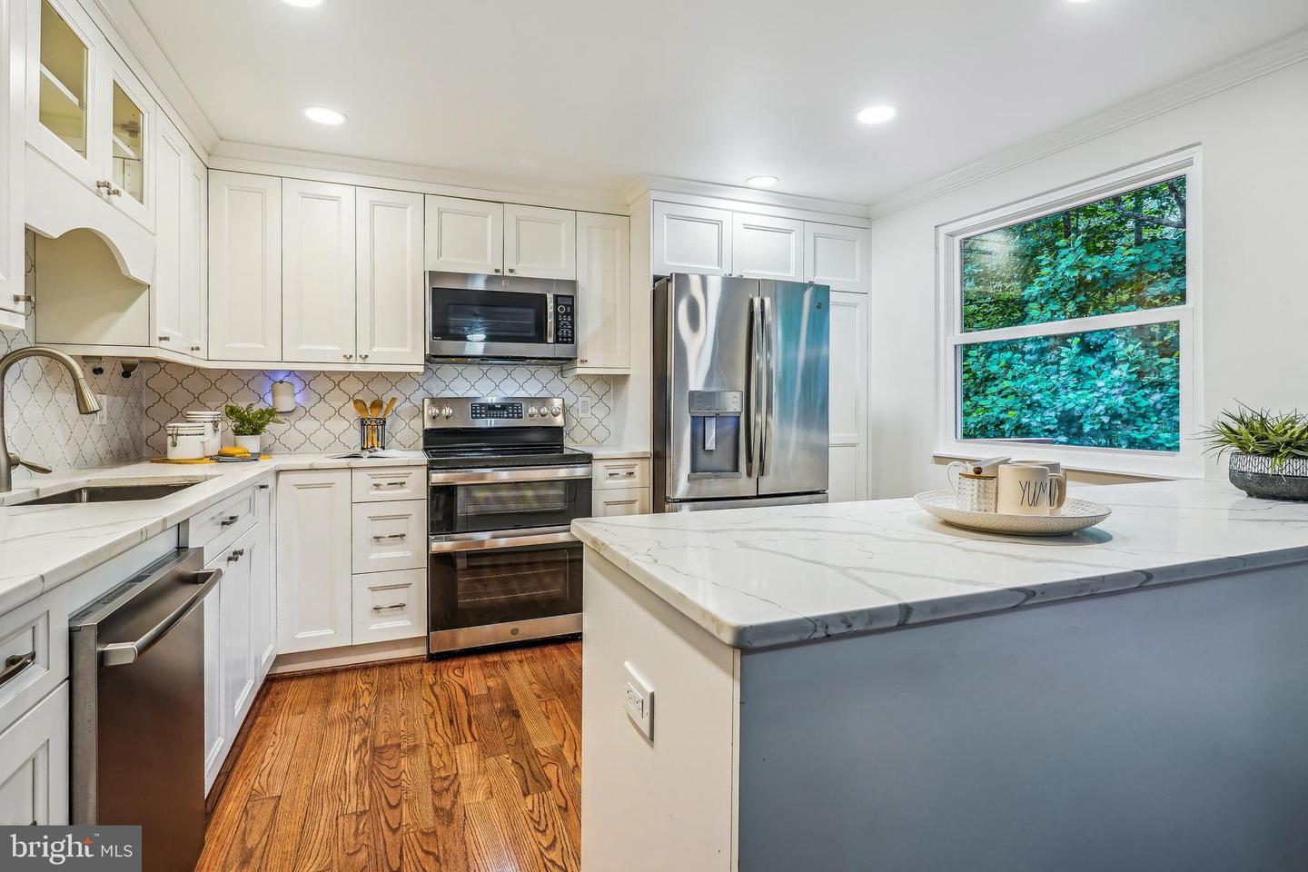 8901 GUTMAN CT, SPRINGFIELD, Virginia 22153, 4 Bedrooms Bedrooms, ,2 BathroomsBathrooms,Residential,For sale,8901 GUTMAN CT,VAFX2258022 MLS # VAFX2258022