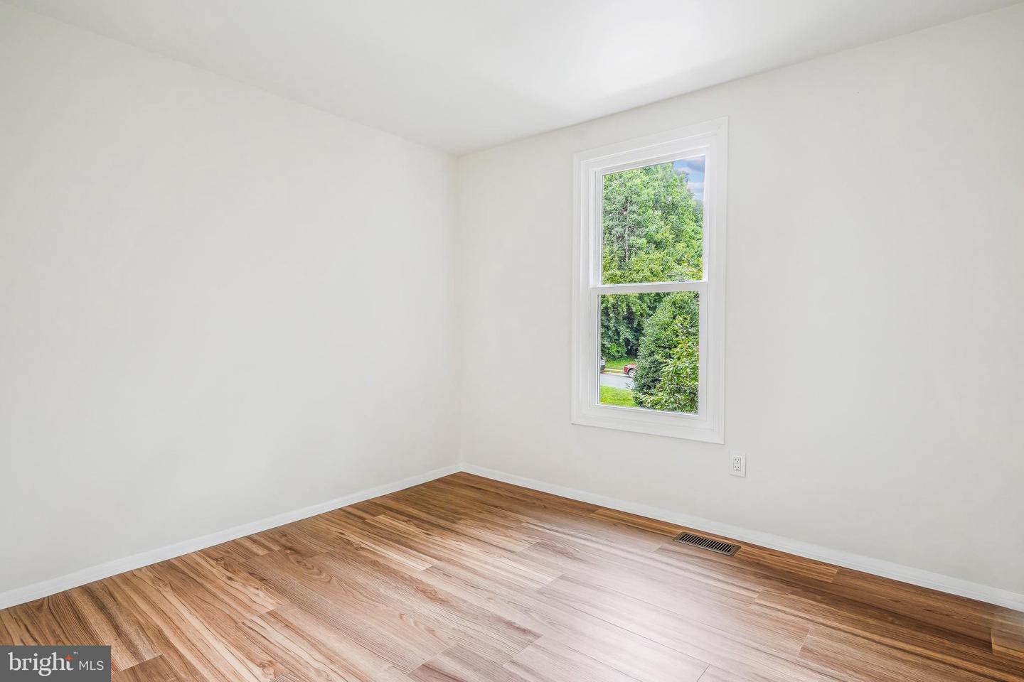 8901 GUTMAN CT, SPRINGFIELD, Virginia 22153, 4 Bedrooms Bedrooms, ,2 BathroomsBathrooms,Residential,For sale,8901 GUTMAN CT,VAFX2258022 MLS # VAFX2258022