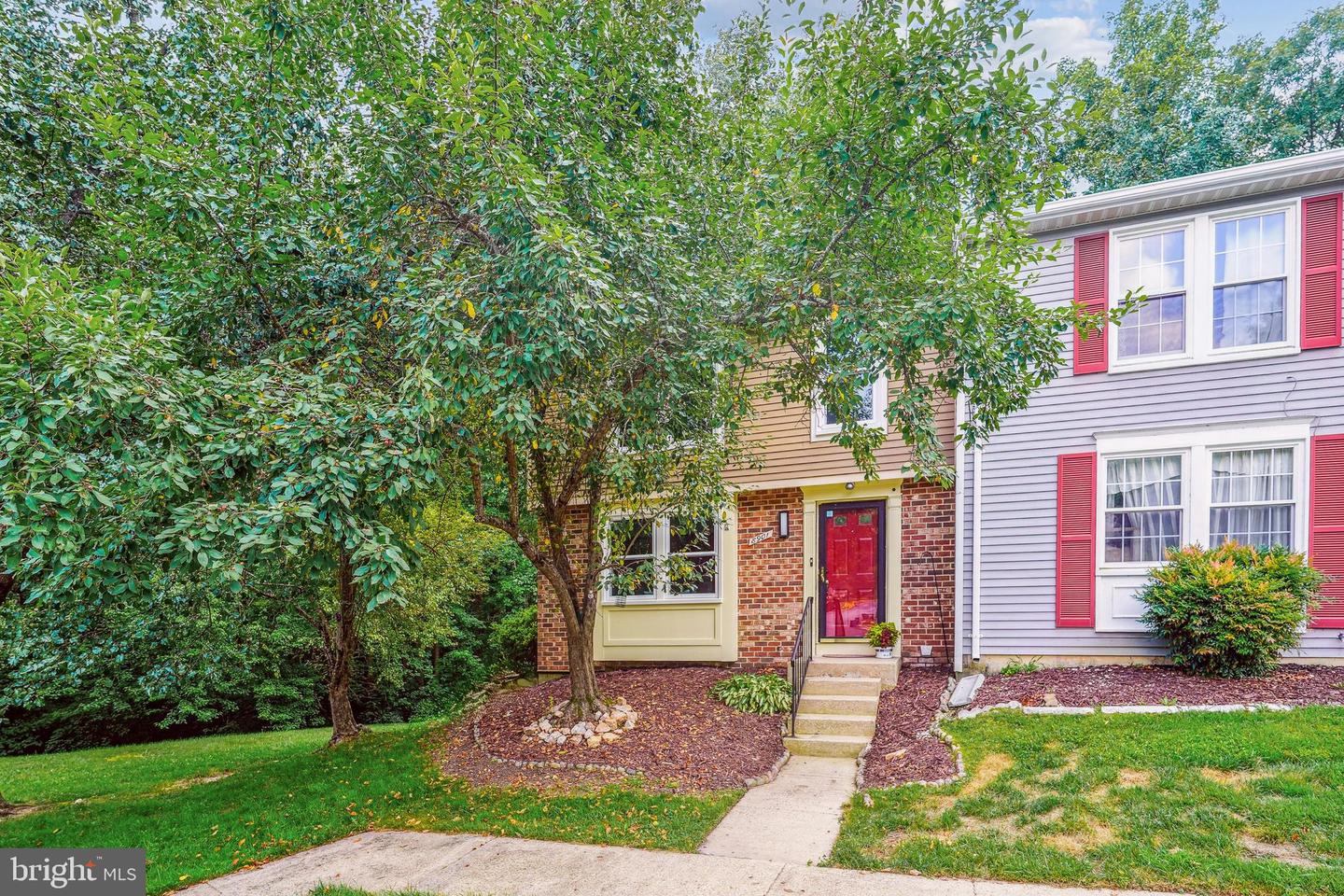 8901 GUTMAN CT, SPRINGFIELD, Virginia 22153, 4 Bedrooms Bedrooms, ,2 BathroomsBathrooms,Residential,For sale,8901 GUTMAN CT,VAFX2258022 MLS # VAFX2258022
