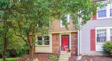 8901 GUTMAN CT, SPRINGFIELD, Virginia 22153, 4 Bedrooms Bedrooms, ,2 BathroomsBathrooms,Residential,For sale,8901 GUTMAN CT,VAFX2258022 MLS # VAFX2258022