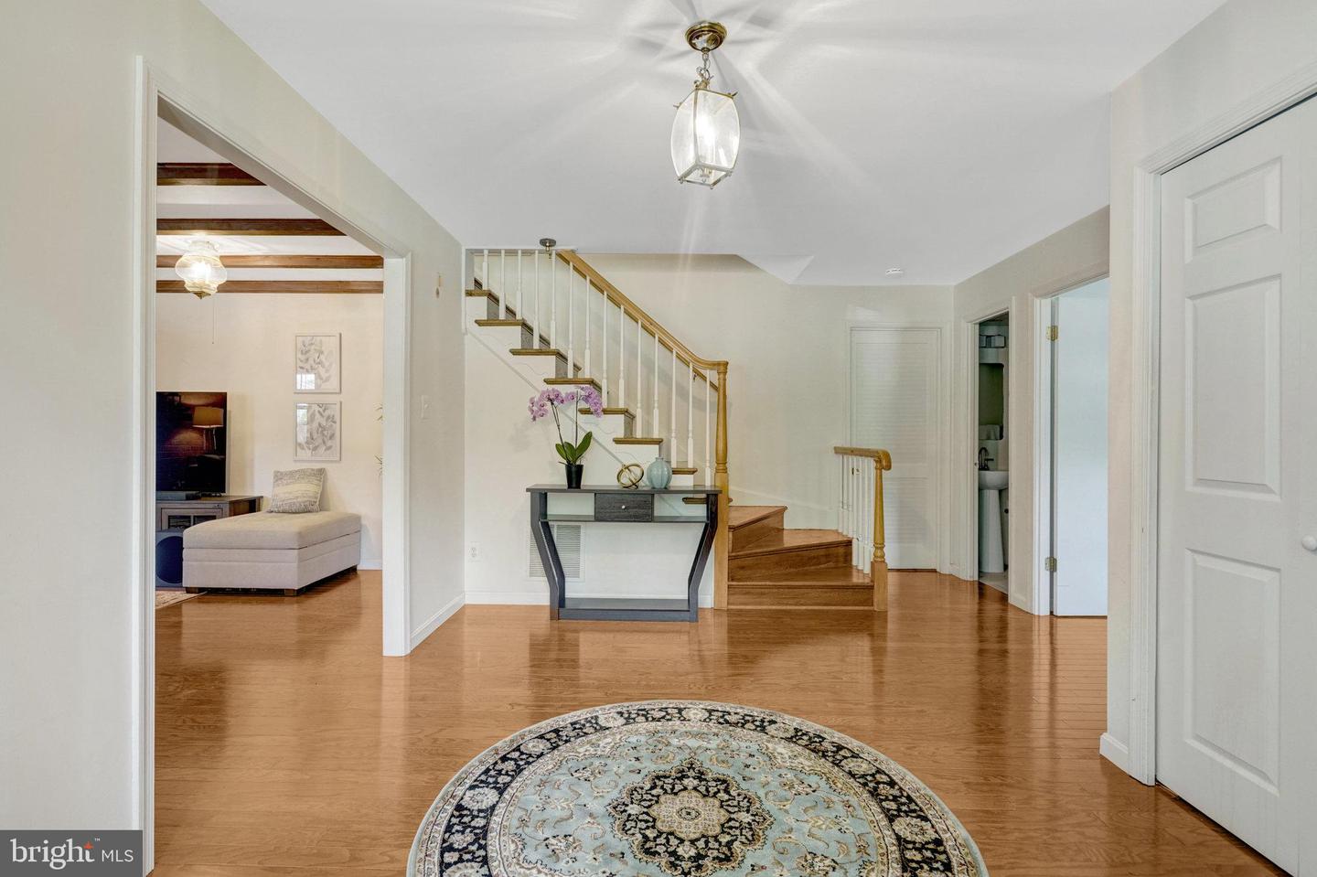 4121 SLEEPY HOLLOW RD, ANNANDALE, Virginia 22003, 4 Bedrooms Bedrooms, ,3 BathroomsBathrooms,Residential,For sale,4121 SLEEPY HOLLOW RD,VAFX2258170 MLS # VAFX2258170