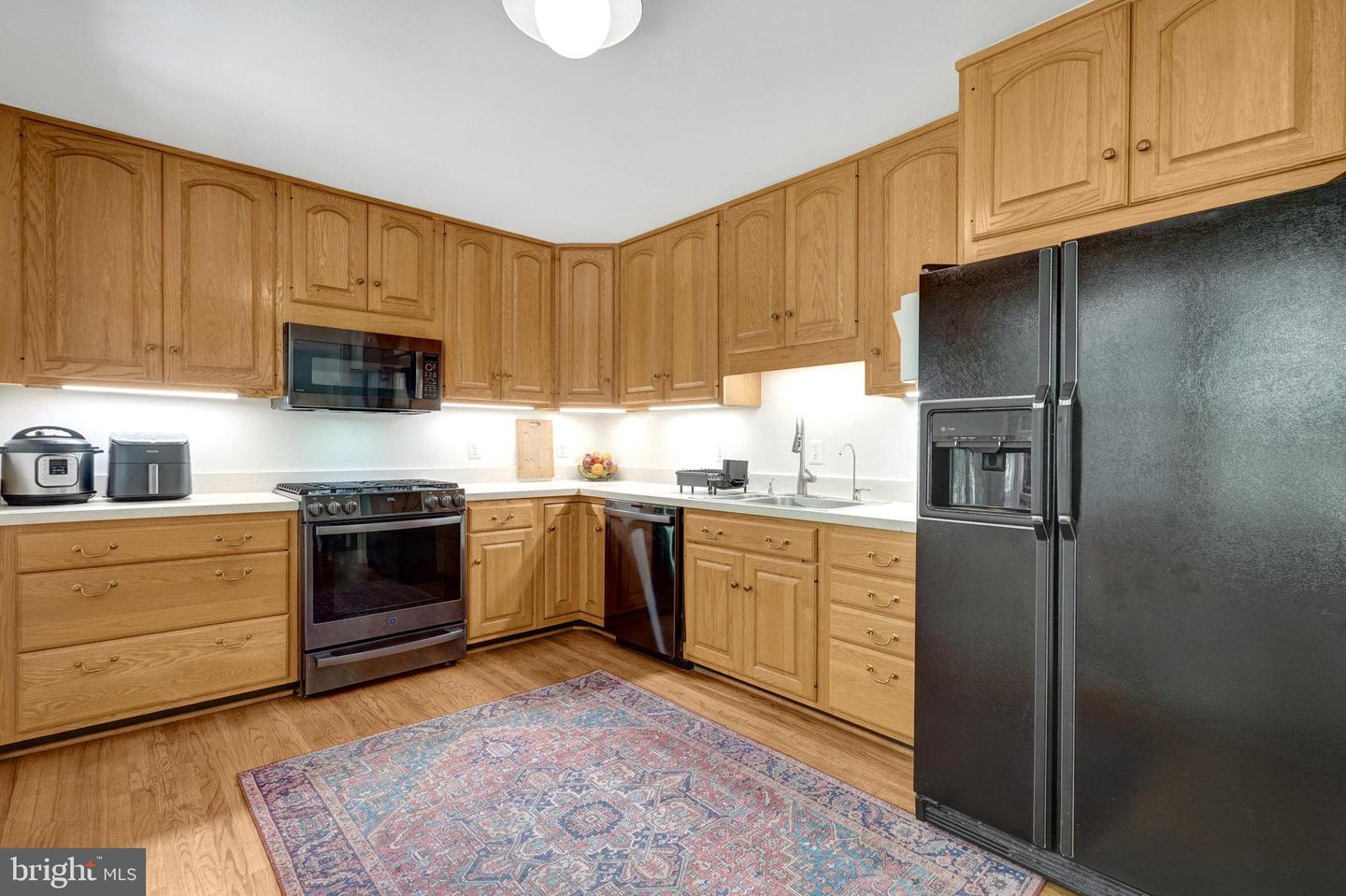 4121 SLEEPY HOLLOW RD, ANNANDALE, Virginia 22003, 4 Bedrooms Bedrooms, ,3 BathroomsBathrooms,Residential,For sale,4121 SLEEPY HOLLOW RD,VAFX2258170 MLS # VAFX2258170