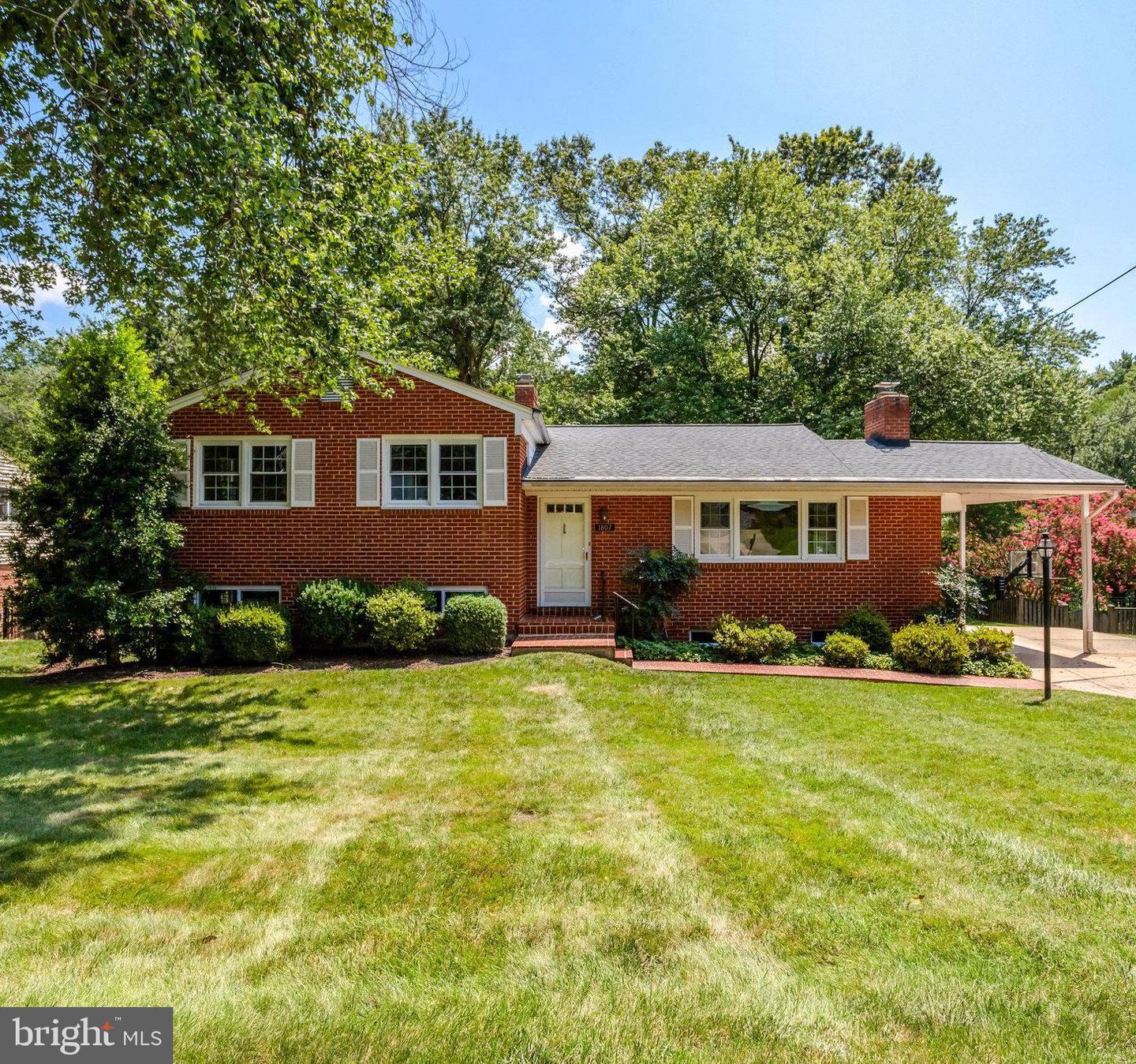 1807 COURTLAND RD, ALEXANDRIA, Virginia 22306, 4 Bedrooms Bedrooms, ,3 BathroomsBathrooms,Residential,For sale,1807 COURTLAND RD,VAFX2258182 MLS # VAFX2258182