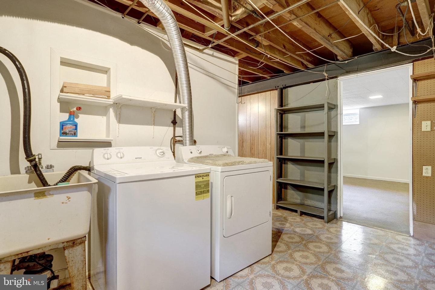 1807 COURTLAND RD, ALEXANDRIA, Virginia 22306, 4 Bedrooms Bedrooms, ,3 BathroomsBathrooms,Residential,For sale,1807 COURTLAND RD,VAFX2258182 MLS # VAFX2258182