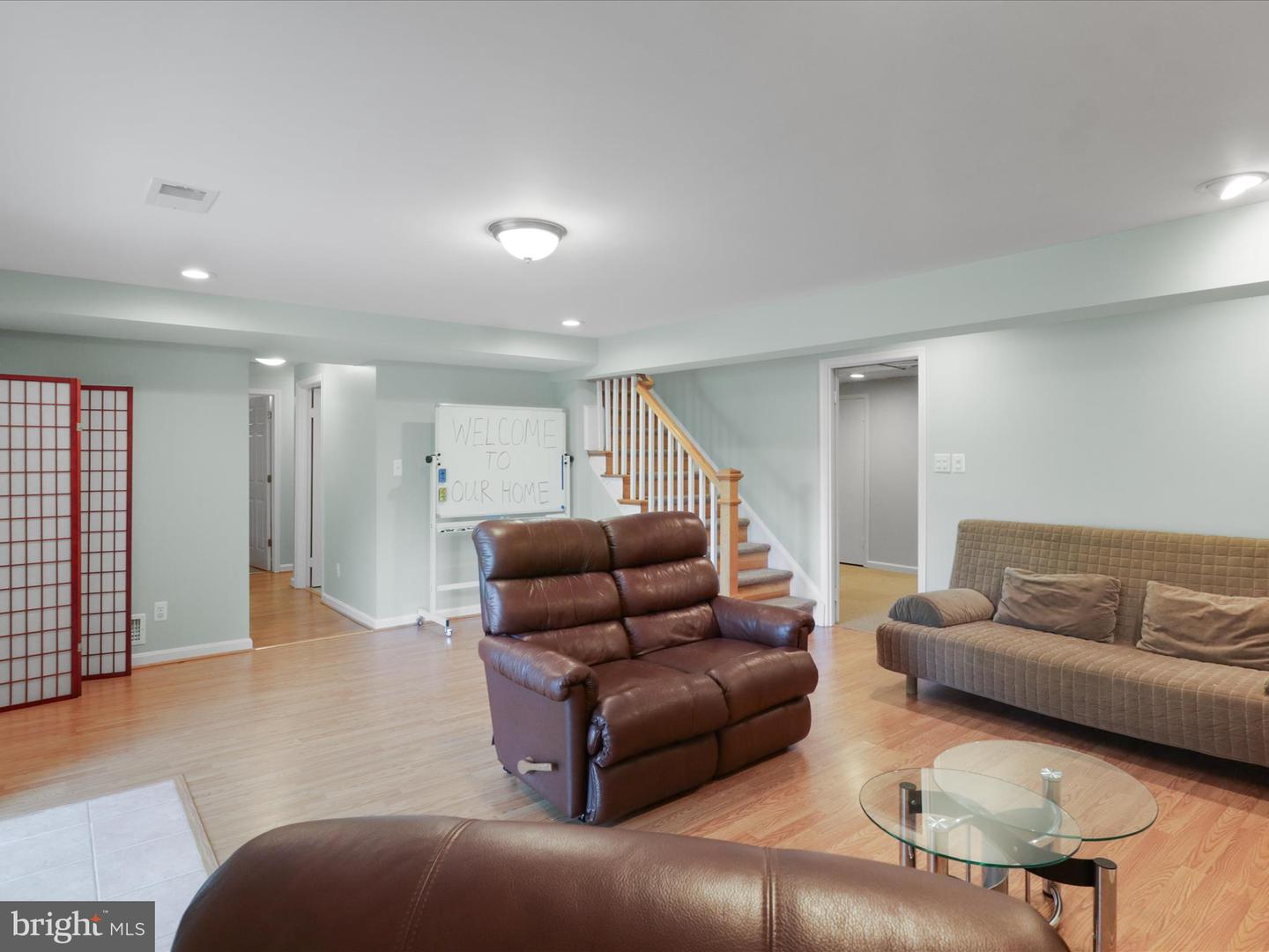 8304 BRIAR CREEK DR, ANNANDALE, Virginia 22003, 5 Bedrooms Bedrooms, 15 Rooms Rooms,3 BathroomsBathrooms,Residential,For sale,8304 BRIAR CREEK DR,VAFX2258218 MLS # VAFX2258218