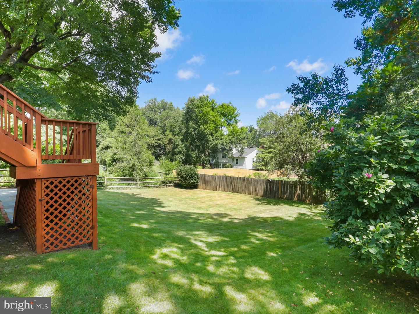 8304 BRIAR CREEK DR, ANNANDALE, Virginia 22003, 5 Bedrooms Bedrooms, 15 Rooms Rooms,3 BathroomsBathrooms,Residential,For sale,8304 BRIAR CREEK DR,VAFX2258218 MLS # VAFX2258218
