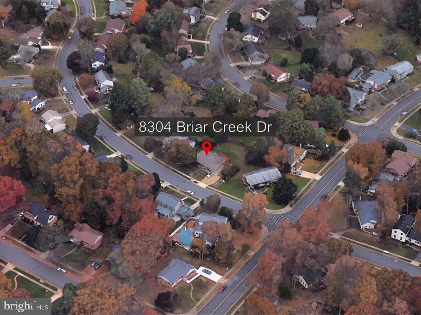 8304 BRIAR CREEK DR, ANNANDALE, Virginia 22003, 5 Bedrooms Bedrooms, 15 Rooms Rooms,3 BathroomsBathrooms,Residential,For sale,8304 BRIAR CREEK DR,VAFX2258218 MLS # VAFX2258218