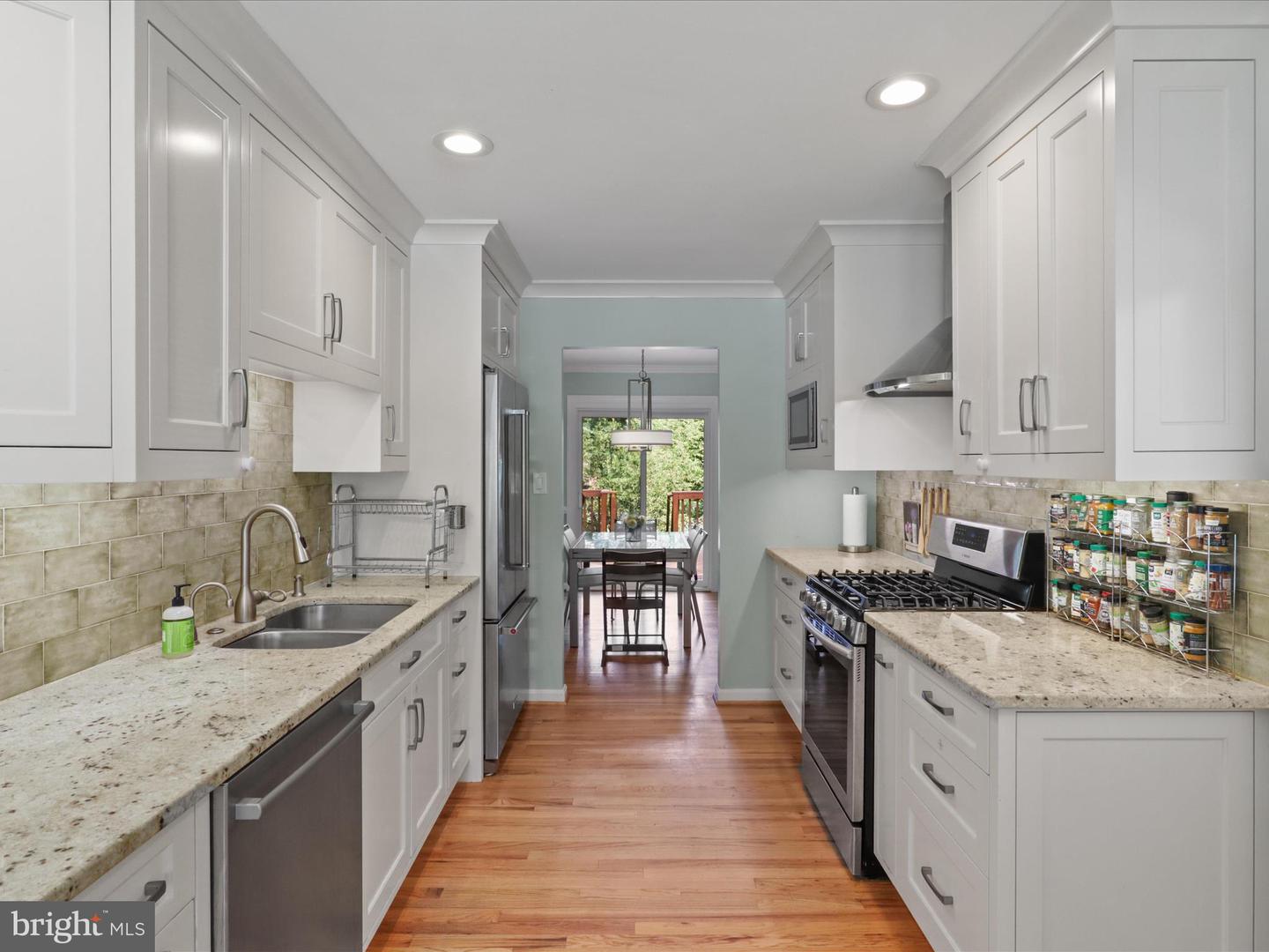 8304 BRIAR CREEK DR, ANNANDALE, Virginia 22003, 5 Bedrooms Bedrooms, 15 Rooms Rooms,3 BathroomsBathrooms,Residential,For sale,8304 BRIAR CREEK DR,VAFX2258218 MLS # VAFX2258218