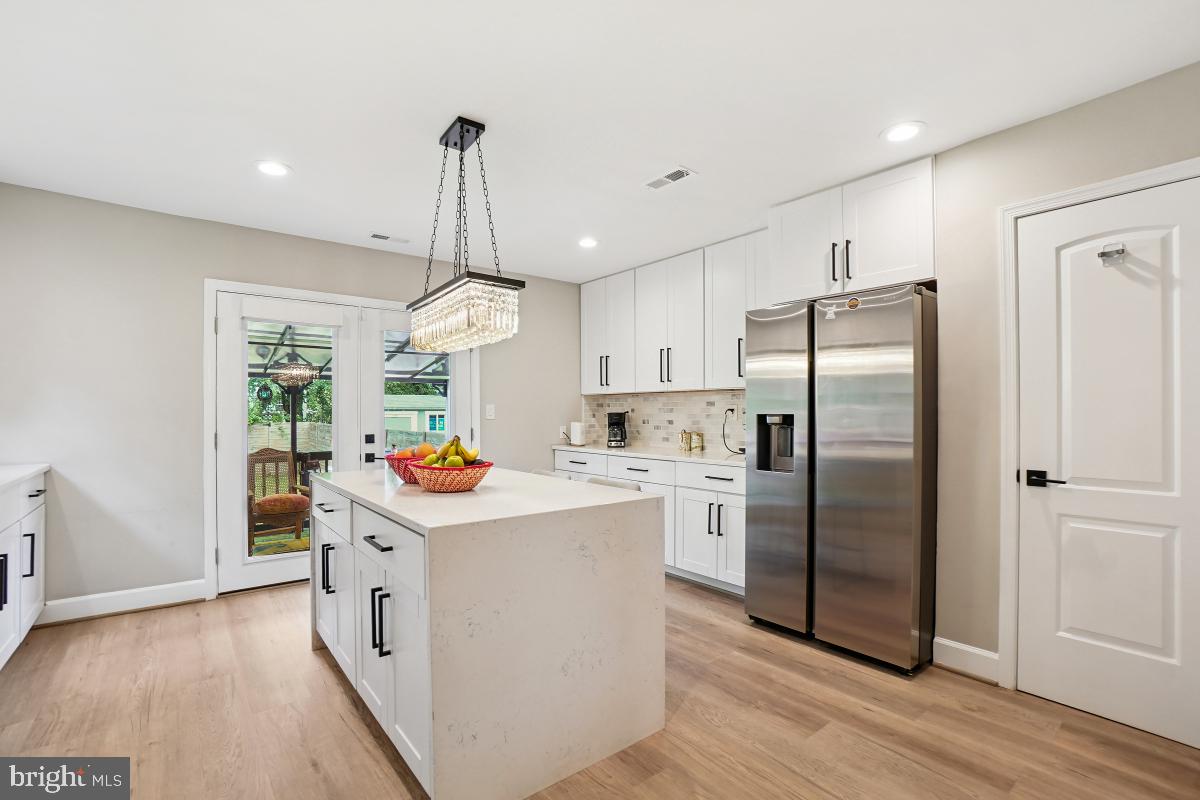 312-E DUNCAN AVE, ALEXANDRIA, Virginia 22301, 3 Bedrooms Bedrooms, ,3 BathroomsBathrooms,Residential,For sale,312-E DUNCAN AVE,VAAX2047990 MLS # VAAX2047990