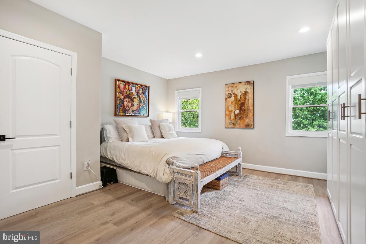 312-E DUNCAN AVE, ALEXANDRIA, Virginia 22301, 3 Bedrooms Bedrooms, ,3 BathroomsBathrooms,Residential,For sale,312-E DUNCAN AVE,VAAX2047990 MLS # VAAX2047990