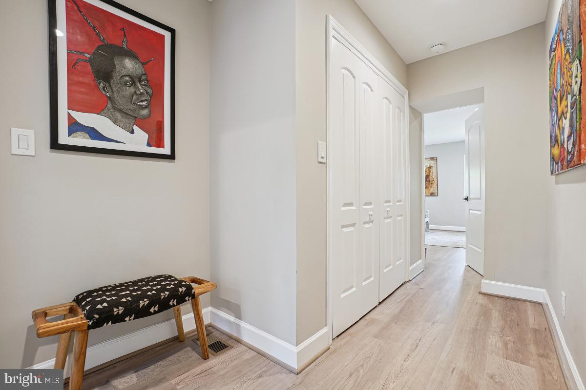 312-E DUNCAN AVE, ALEXANDRIA, Virginia 22301, 3 Bedrooms Bedrooms, ,3 BathroomsBathrooms,Residential,For sale,312-E DUNCAN AVE,VAAX2047990 MLS # VAAX2047990