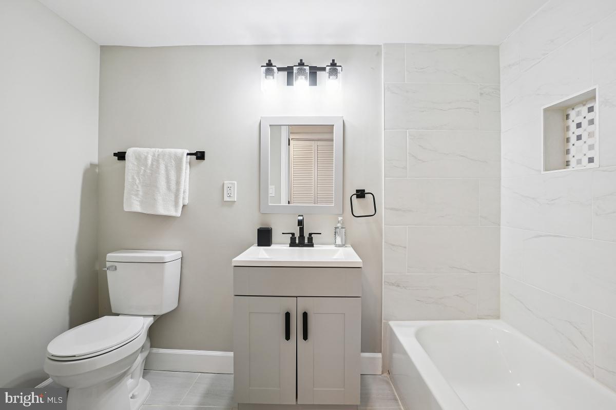 312-E DUNCAN AVE, ALEXANDRIA, Virginia 22301, 3 Bedrooms Bedrooms, ,3 BathroomsBathrooms,Residential,For sale,312-E DUNCAN AVE,VAAX2047990 MLS # VAAX2047990