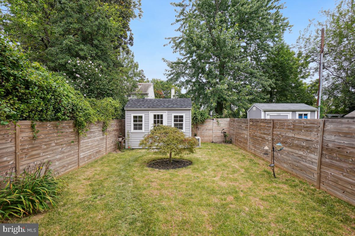 312-E DUNCAN AVE, ALEXANDRIA, Virginia 22301, 3 Bedrooms Bedrooms, ,3 BathroomsBathrooms,Residential,For sale,312-E DUNCAN AVE,VAAX2047990 MLS # VAAX2047990