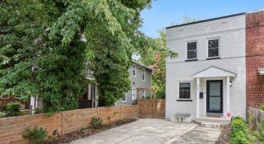 312-E DUNCAN AVE, ALEXANDRIA, Virginia 22301, 3 Bedrooms Bedrooms, ,3 BathroomsBathrooms,Residential,For sale,312-E DUNCAN AVE,VAAX2047990 MLS # VAAX2047990