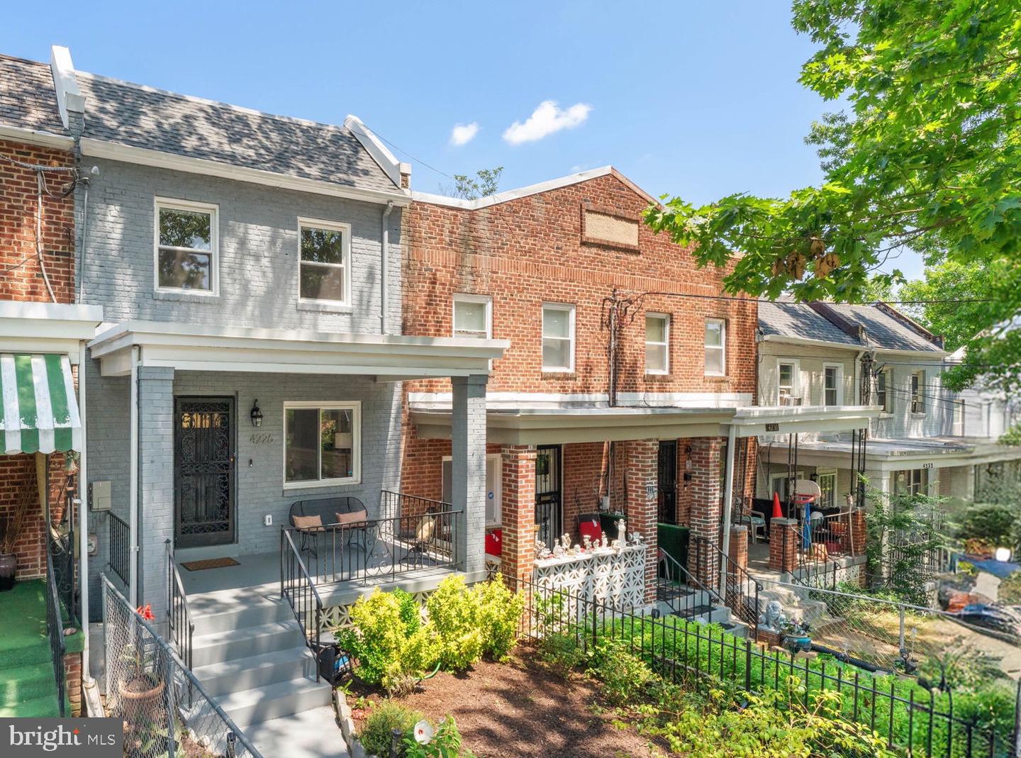 4226 GAULT PL NE, WASHINGTON, District Of Columbia 20019, 3 Bedrooms Bedrooms, ,2 BathroomsBathrooms,Residential,For sale,4226 GAULT PL NE,DCDC2212696 MLS # DCDC2212696