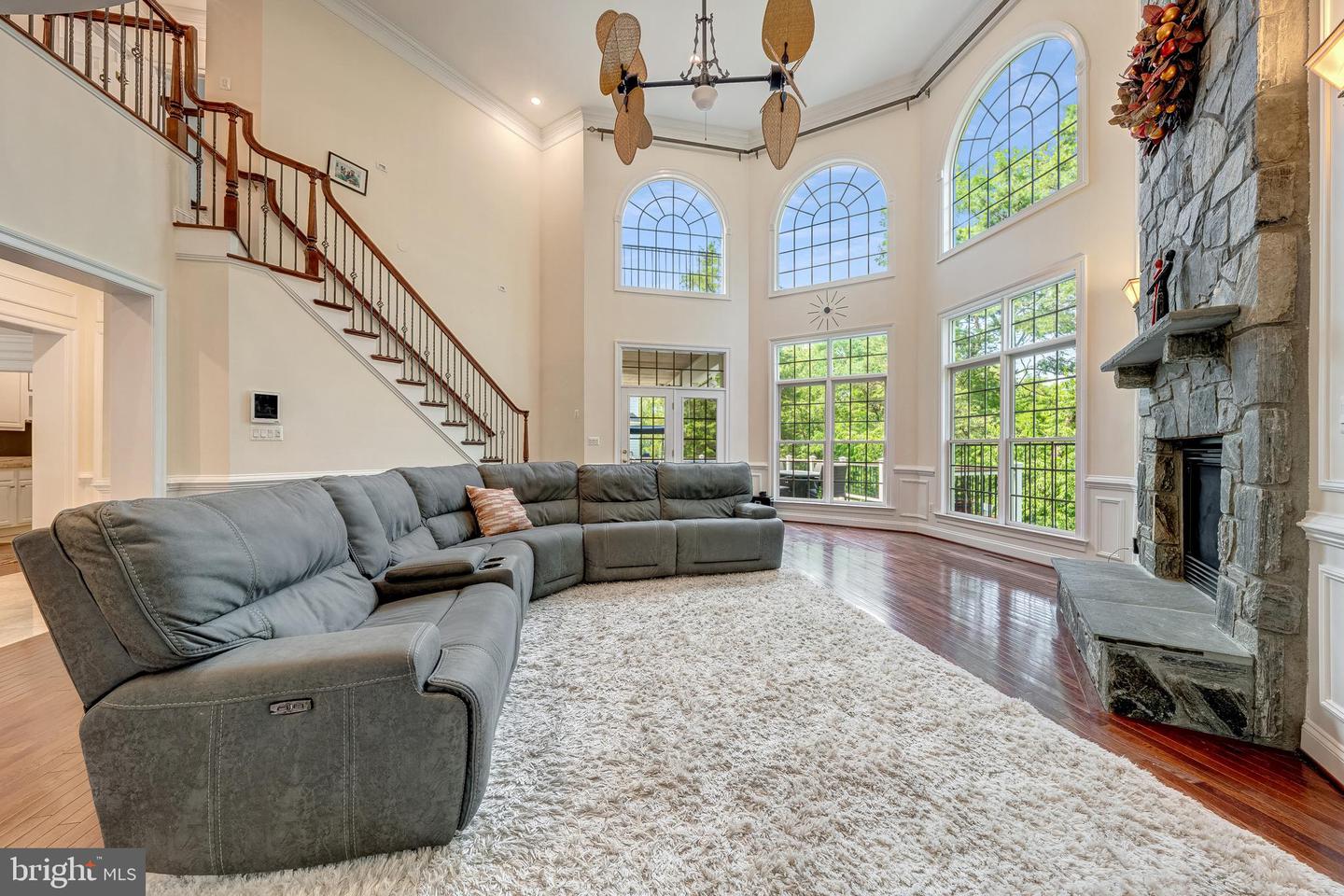 18852 RIDGEBACK CT, LEESBURG, Virginia 20176, 5 Bedrooms Bedrooms, ,4 BathroomsBathrooms,Residential,For sale,18852 RIDGEBACK CT,VALO2103408 MLS # VALO2103408