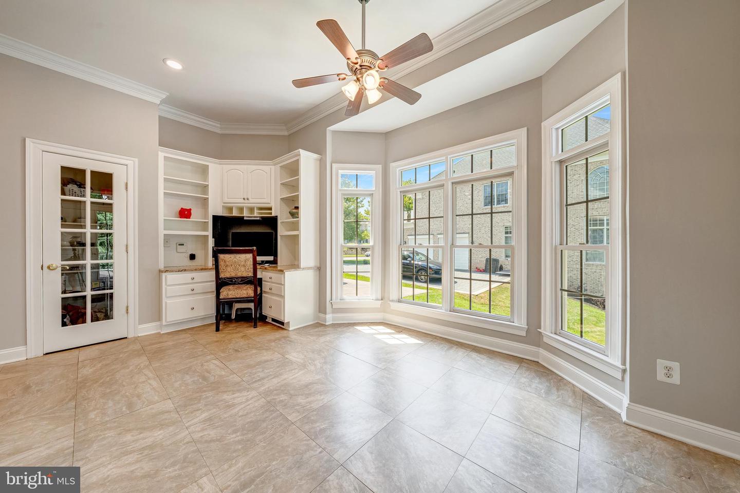 18852 RIDGEBACK CT, LEESBURG, Virginia 20176, 5 Bedrooms Bedrooms, ,4 BathroomsBathrooms,Residential,For sale,18852 RIDGEBACK CT,VALO2103408 MLS # VALO2103408