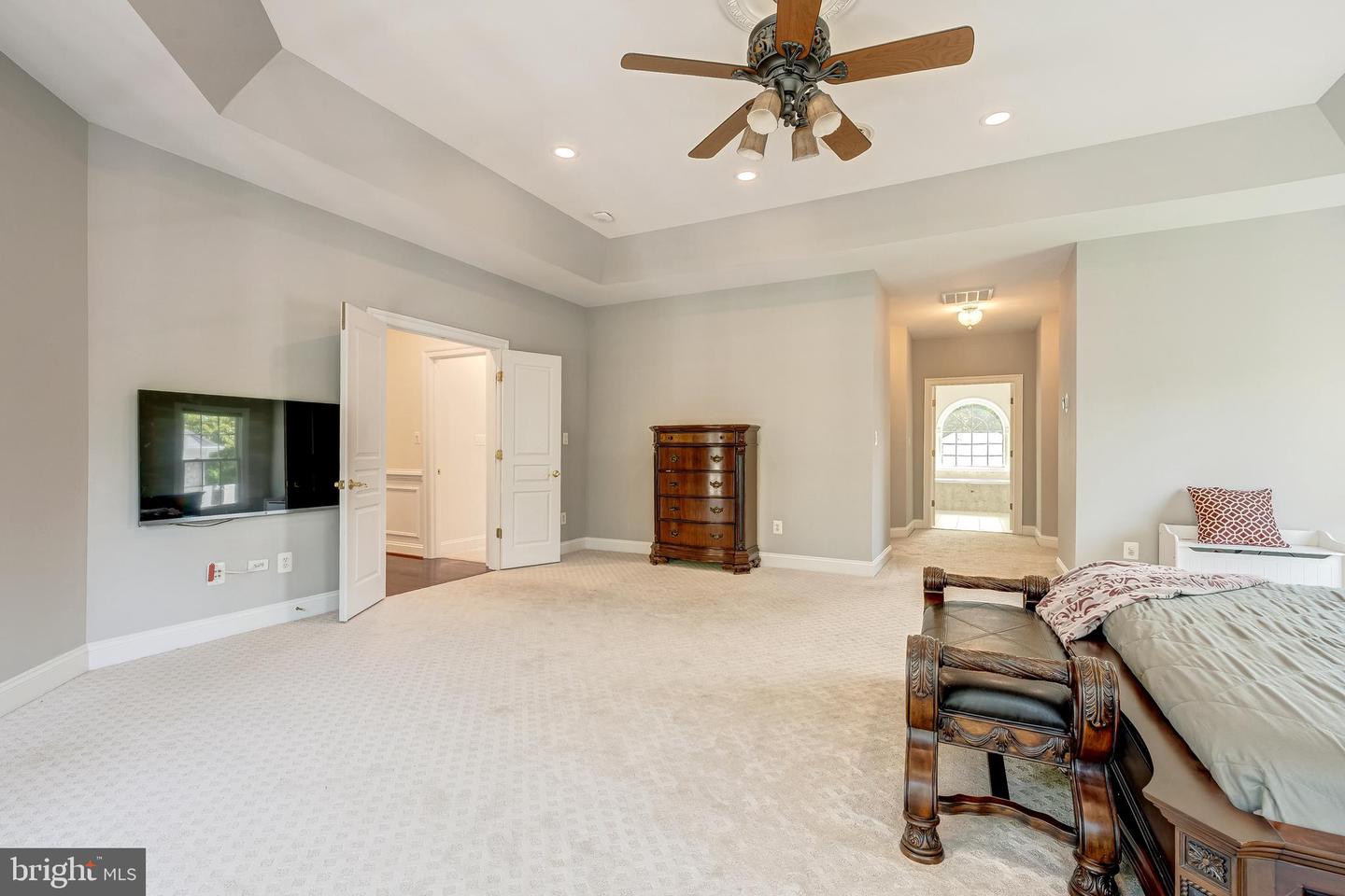 18852 RIDGEBACK CT, LEESBURG, Virginia 20176, 5 Bedrooms Bedrooms, ,4 BathroomsBathrooms,Residential,For sale,18852 RIDGEBACK CT,VALO2103408 MLS # VALO2103408