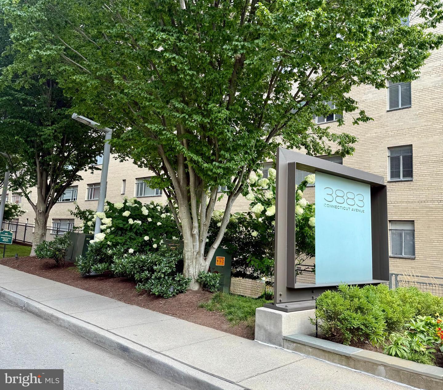 3883 CONNECTICUT AVE NW #313, WASHINGTON, District Of Columbia 20008, 2 Bedrooms Bedrooms, ,1 BathroomBathrooms,Residential,For sale,3883 CONNECTICUT AVE NW #313,DCDC2212762 MLS # DCDC2212762