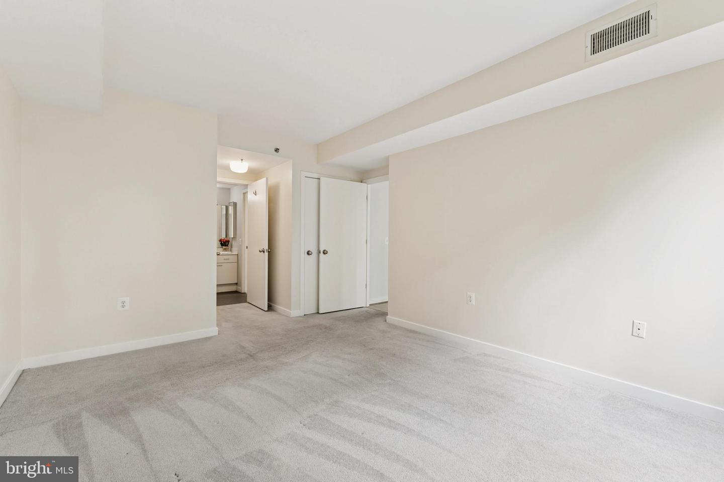 3883 CONNECTICUT AVE NW #313, WASHINGTON, District Of Columbia 20008, 2 Bedrooms Bedrooms, ,1 BathroomBathrooms,Residential,For sale,3883 CONNECTICUT AVE NW #313,DCDC2212762 MLS # DCDC2212762