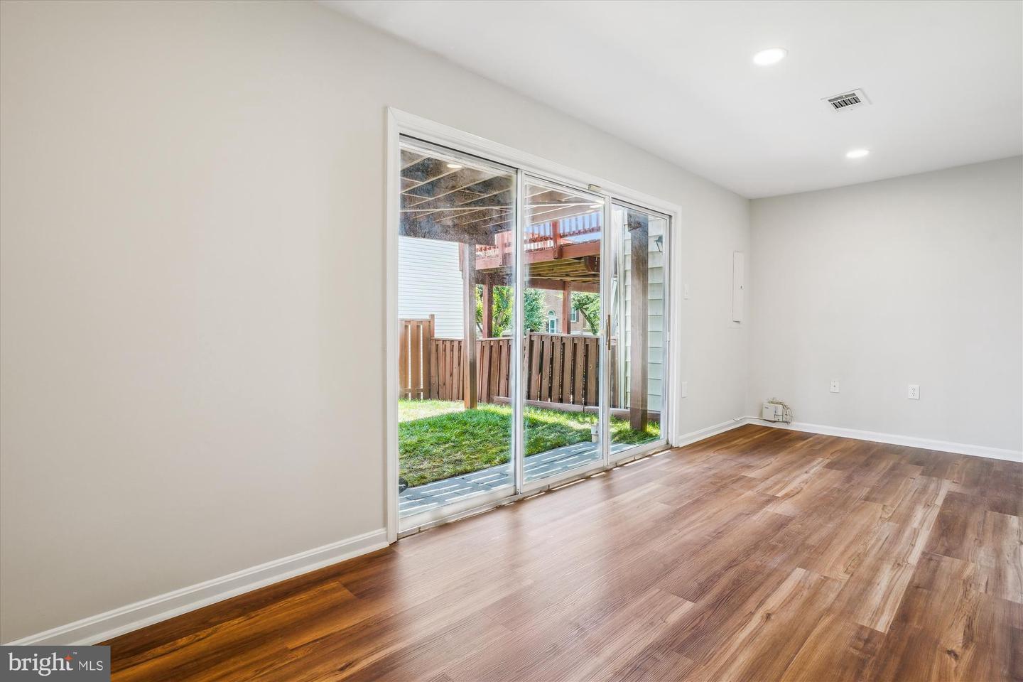 10491 TRINIDAD CT, MANASSAS, Virginia 20109, 3 Bedrooms Bedrooms, 7 Rooms Rooms,3 BathroomsBathrooms,Residential,For sale,10491 TRINIDAD CT,VAPW2100304 MLS # VAPW2100304