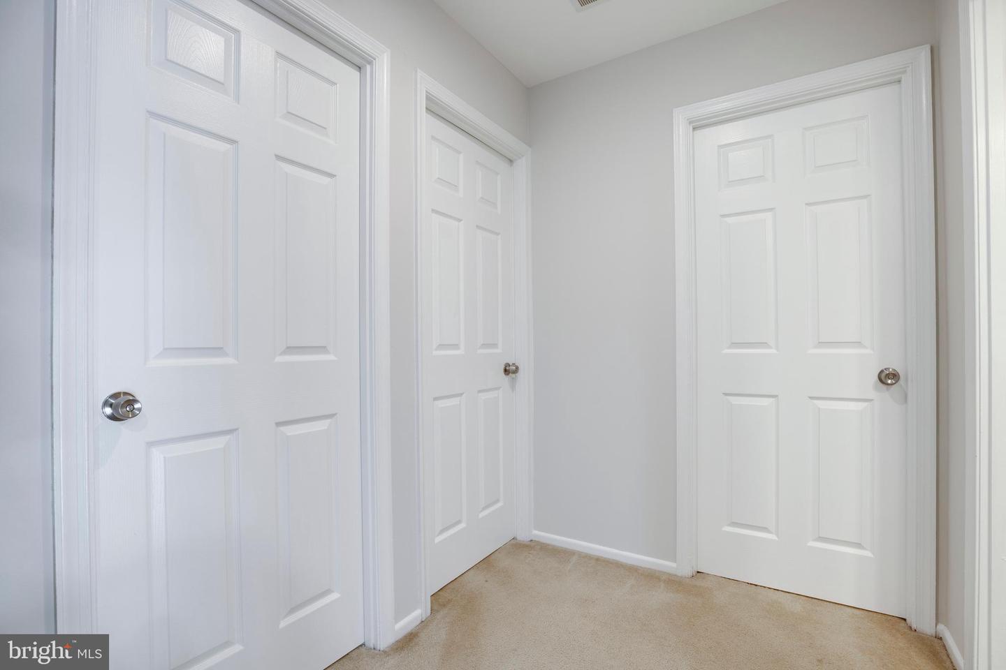 9513 BURDETT RD, BURKE, Virginia 22015, 3 Bedrooms Bedrooms, ,2 BathroomsBathrooms,Residential,For sale,9513 BURDETT RD,VAFX2258320 MLS # VAFX2258320