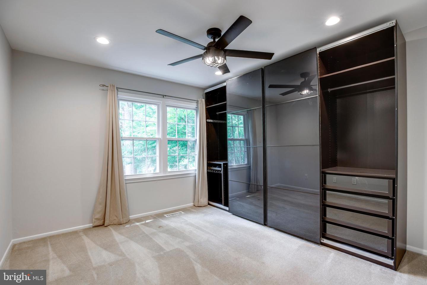 9513 BURDETT RD, BURKE, Virginia 22015, 3 Bedrooms Bedrooms, ,2 BathroomsBathrooms,Residential,For sale,9513 BURDETT RD,VAFX2258320 MLS # VAFX2258320