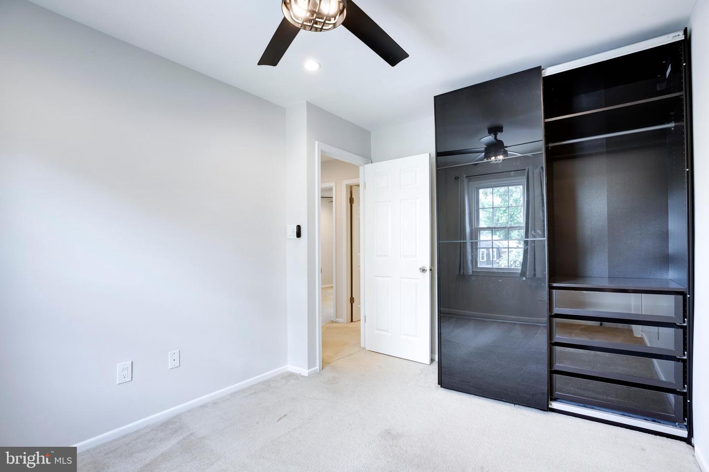 9513 BURDETT RD, BURKE, Virginia 22015, 3 Bedrooms Bedrooms, ,2 BathroomsBathrooms,Residential,For sale,9513 BURDETT RD,VAFX2258320 MLS # VAFX2258320