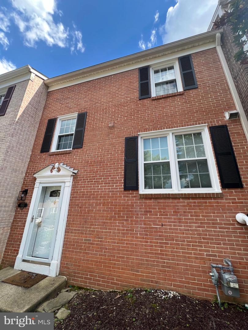 9513 BURDETT RD, BURKE, Virginia 22015, 3 Bedrooms Bedrooms, ,2 BathroomsBathrooms,Residential,For sale,9513 BURDETT RD,VAFX2258320 MLS # VAFX2258320