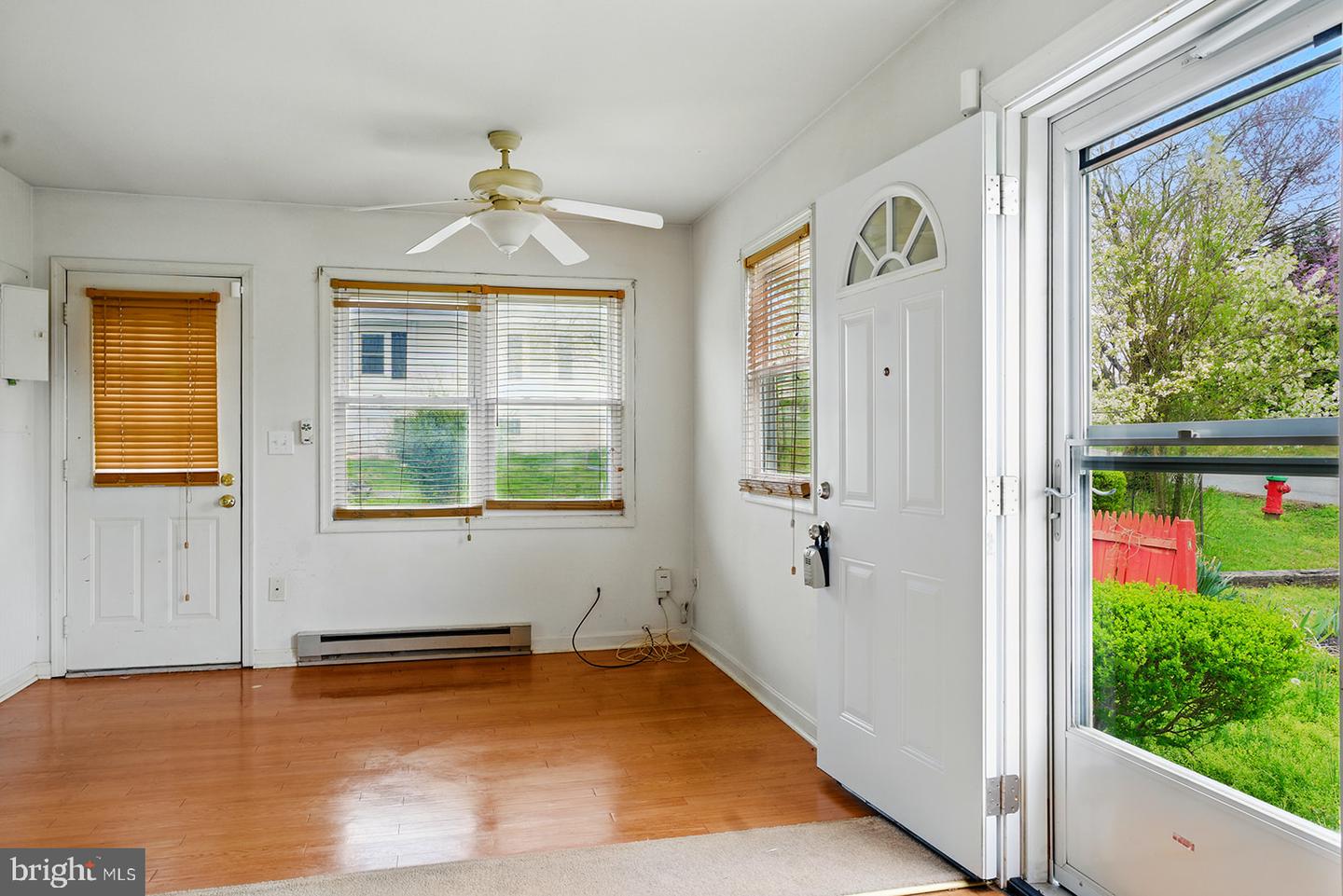 213 W FAIRVIEW RD, CULPEPER, Virginia 22701, 3 Bedrooms Bedrooms, ,1 BathroomBathrooms,Residential,For sale,213 W FAIRVIEW RD,VACU2011124 MLS # VACU2011124
