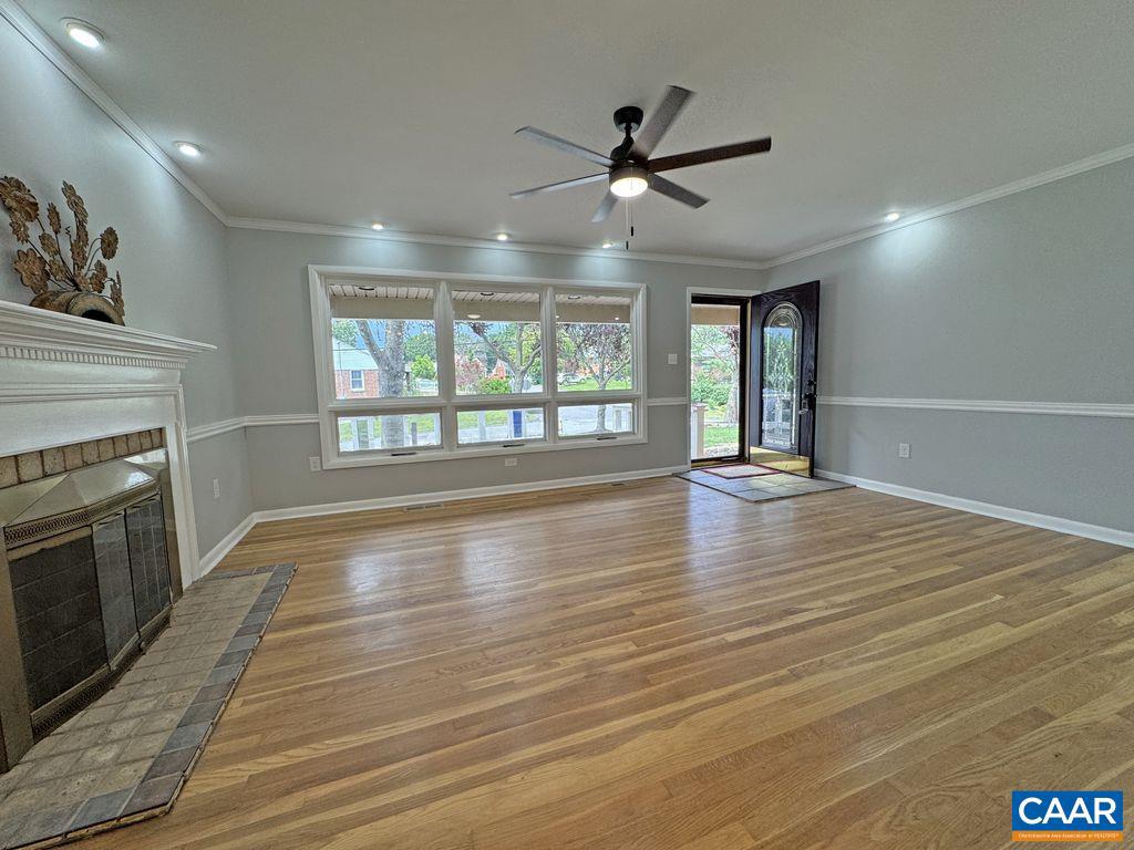114 LAMBERT ST, STAUNTON, Virginia 24401, 4 Bedrooms Bedrooms, ,3 BathroomsBathrooms,Residential,For sale,114 LAMBERT ST,667273 MLS # 667273