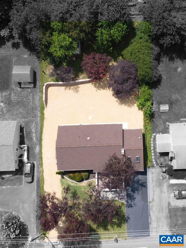114 LAMBERT ST, STAUNTON, Virginia 24401, 4 Bedrooms Bedrooms, ,3 BathroomsBathrooms,Residential,For sale,114 LAMBERT ST,667273 MLS # 667273