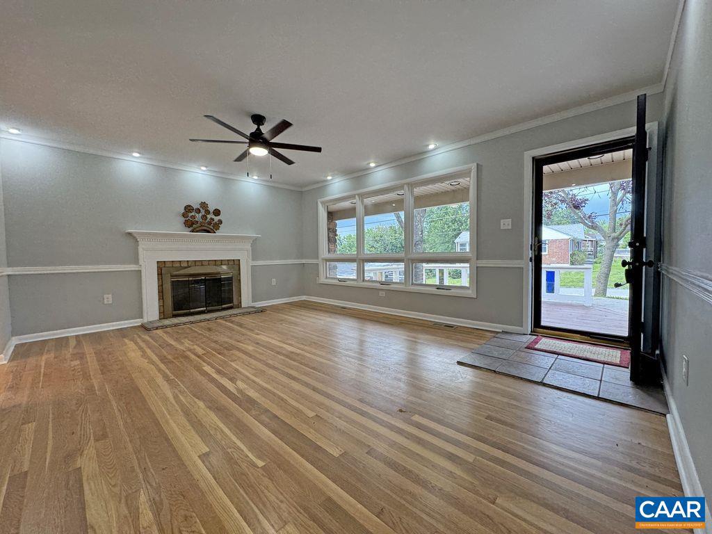 114 LAMBERT ST, STAUNTON, Virginia 24401, 4 Bedrooms Bedrooms, ,3 BathroomsBathrooms,Residential,For sale,114 LAMBERT ST,667273 MLS # 667273