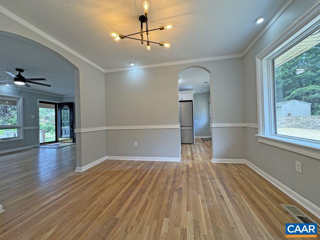 114 LAMBERT ST, STAUNTON, Virginia 24401, 4 Bedrooms Bedrooms, ,3 BathroomsBathrooms,Residential,For sale,114 LAMBERT ST,667273 MLS # 667273