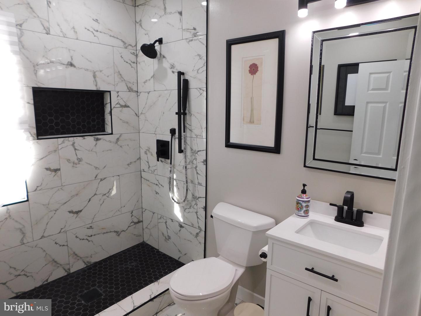 24 53RD PL SE, WASHINGTON, District Of Columbia 20019, 4 Bedrooms Bedrooms, ,2 BathroomsBathrooms,Residential,For sale,24 53RD PL SE,DCDC2212804 MLS # DCDC2212804