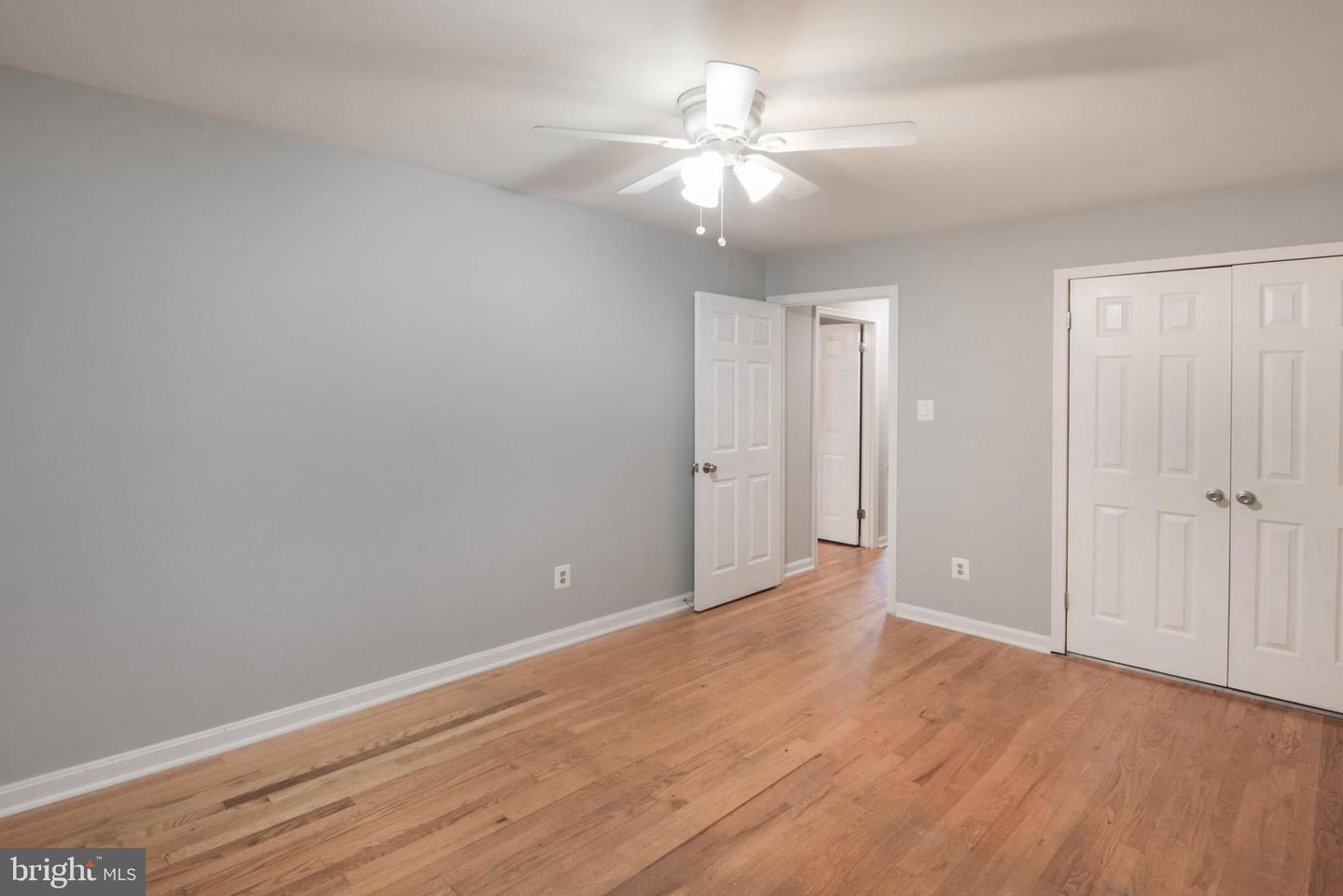 6611 ROSECROFT PL, FALLS CHURCH, Virginia 22043, 3 Bedrooms Bedrooms, ,3 BathroomsBathrooms,Residential,For sale,6611 ROSECROFT PL,VAFX2258334 MLS # VAFX2258334