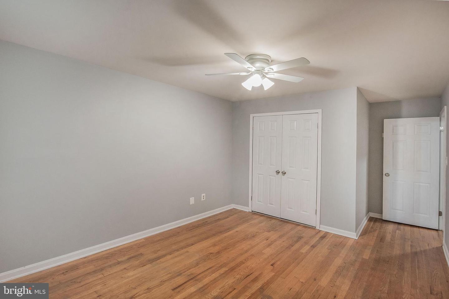 6611 ROSECROFT PL, FALLS CHURCH, Virginia 22043, 3 Bedrooms Bedrooms, ,3 BathroomsBathrooms,Residential,For sale,6611 ROSECROFT PL,VAFX2258334 MLS # VAFX2258334